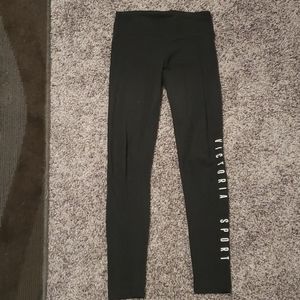 Victoria Sport Black Leggings